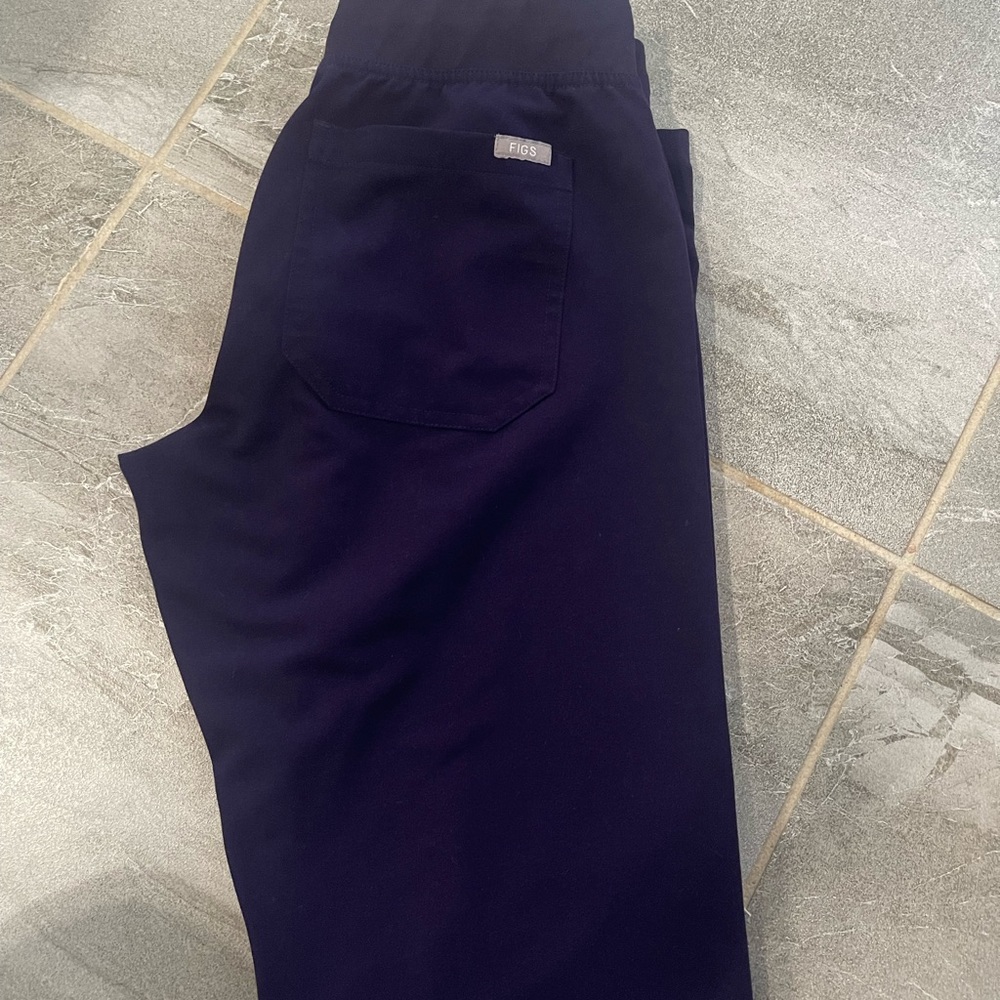 Figs Purple Livingston pants XS tall pants- original purple